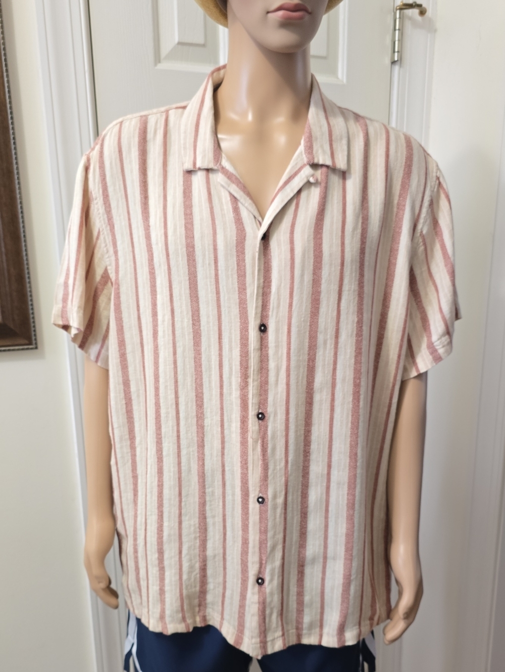 AEROSPOSTALE BRAND MENS TAN AND RED STRIPES FRONT BUTTON SHORT SLEEVES SHIRT XXL